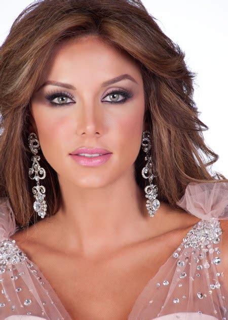 The Perfect Miss Miss Venezuela 2010vanessa Goncalves Continúa Su