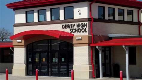 Dewey High School Transitions To Distance Learning Until After Thanksgiving