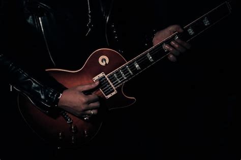 G bm c g are you going to alabama g bm c d where the trees grow tall and green em c g i'd like to see the gulf of. Sweet Home Alabama Chords (& Bonus Tips For Playing This ...