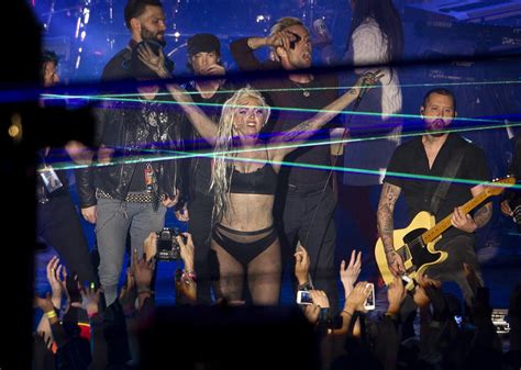 Lady Gaga Delivers Complex Message At Sxsw Chicago Tribune