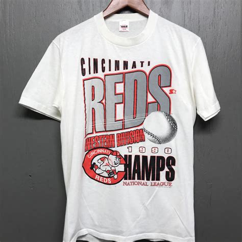 M Vintage Cincinnati Reds T Shirt