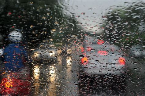 Maltempo oggi, danni in provincia di bologna. Maltempo, allerta meteo per forti temporali a partire dalla mezzanotte di oggi