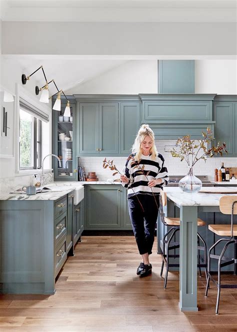 This Green Hue Will Be A Hot Kitchen Color Trend In 2020