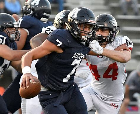 Aquinas Football Comes Up Short In State Final Dominated By Tough Defense San Bernardino Sun