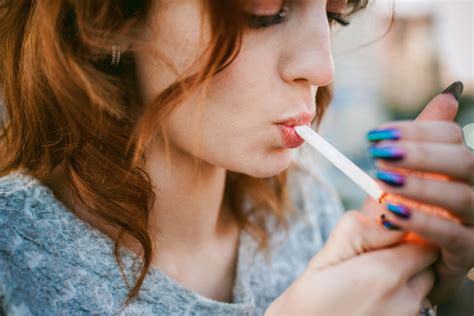 Uk Legal Smoking Age Could Increase From 18 To 21 In Bid For Smoke Free Generation