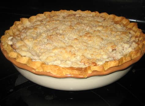 I like a thick crust, so i use the whole recipe for the one pie shell. Baking in Arizona: Baking Apple Pie from Scratch