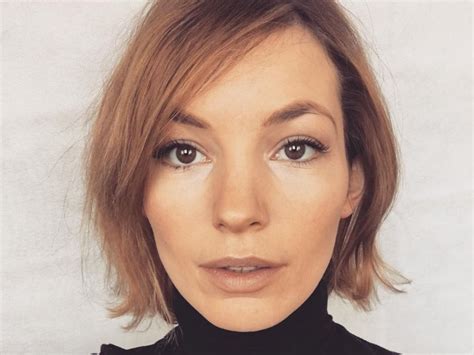 Did Perdita Weeks Get A Boob Job
