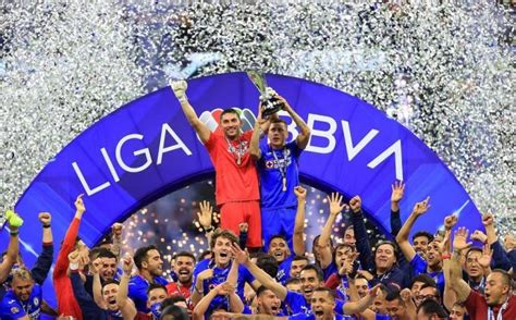 Cruz Azul se consagra campeón de la Liga Mx tras 23 años de sequía