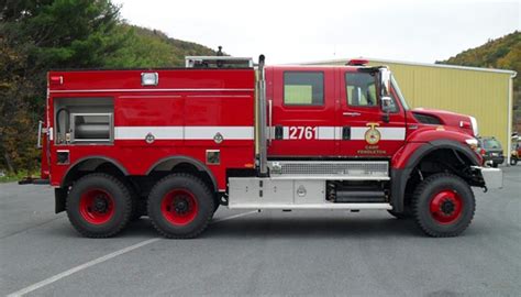 Wildland Fire Trucks Camp Pendleton Ca Fire Trucks Fire Apparatus