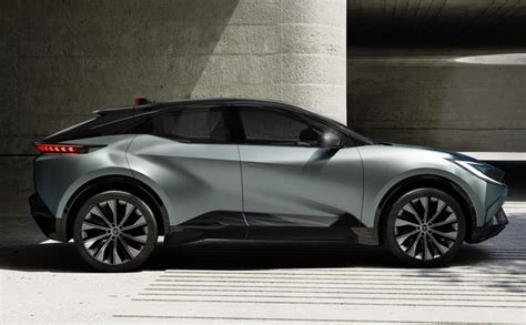 A Look At Toyotas Electric Concept Suv Carjourno