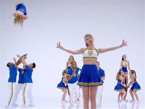 Taylor Swift Shake It Off Music Video Stills 21 Gotceleb