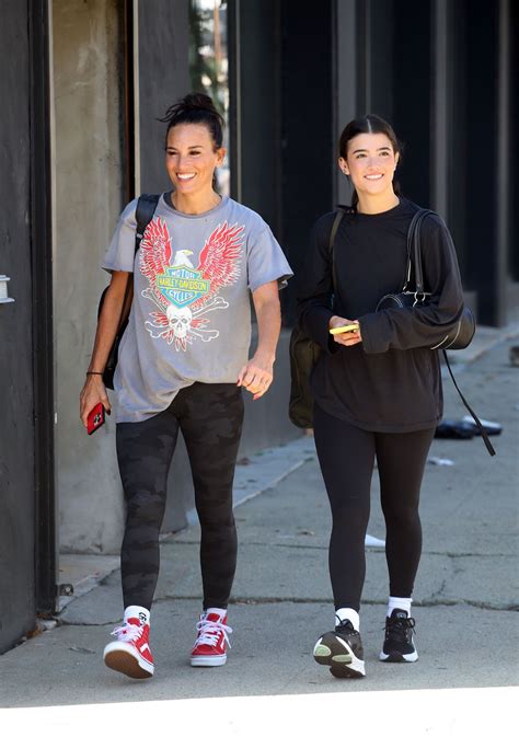 Heidi And Charli Damelio Out In Los Angeles 09152022 Hawtcelebs