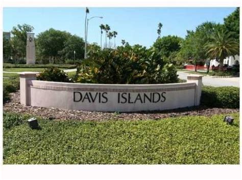 The Retreat On Davis Islands Condos For Sale And Condos For Rent In Tampa