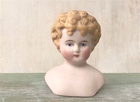 Antique Porcelain Bisque Doll Head And Shoulders Alt Beck And