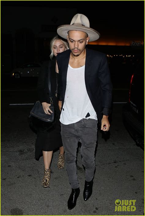 Ashlee Simpson Looks Amazing 2 Months After Giving Birth Photo 3479340 Ashlee Simpson