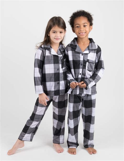 Leveret Kids Button Down Pajamas Boys And Girls 2 Piece Christmas Pajama