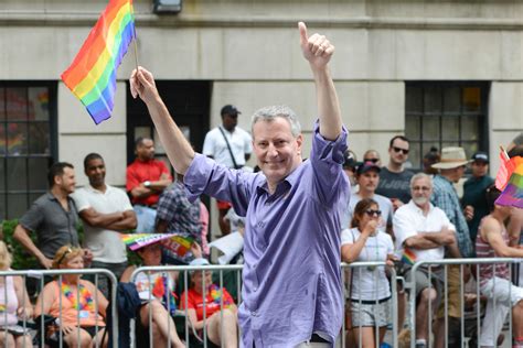 bill de blasio leads new york city s democratic mayoral primary new poll shows huffpost
