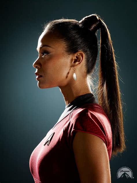 Zoë Saldana As Uhura In Star Trek Women Of Sci Fi スタートレック ゾーイ