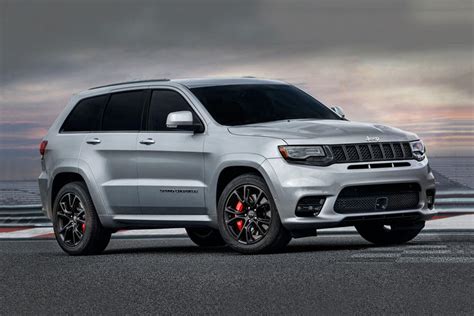 2018 Jeep Grand Cherokee Srt Reviewtrims Specs And Price Carbuzz