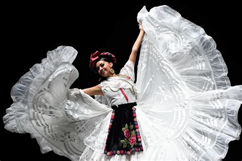 Ballet Folklórico De México Set To Bring Mexican Culture To Colorado
