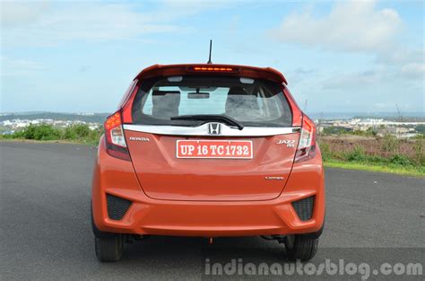 What is the definition of fun by the way…if it means zipping around it may not be the best option i purchased the manual 2016 v model in dec 2016. 2015 Honda Jazz Diesel VX MT rear lights on Review