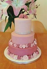 The details are chic and outstanding. Pink and girly birthday cake - cake by Baked by Lisa - CakesDecor