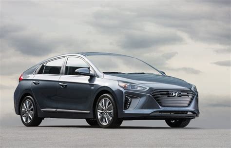 2017 Hyundai Ioniq Hybrid And Electric Cleantechnica Review Cleantechnica
