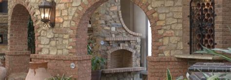 Camarillo showroom makes product selection simple with an awesome selection of brick, natural stone & manufactured stone display boards. Orange - Thompson Building Materials