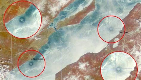 Разплетоха мистерията на странните ледени кръгове в езерото Байкал