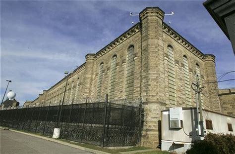 A Look Inside The Prisons Pa May Close Due To The Budget Deficit