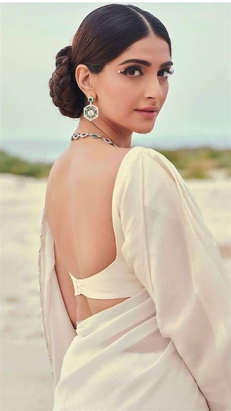 Sonam Kapoor Aktris Bollywood Model Pecinta Saree Wallpaper Ponsel Hd Pxfuel
