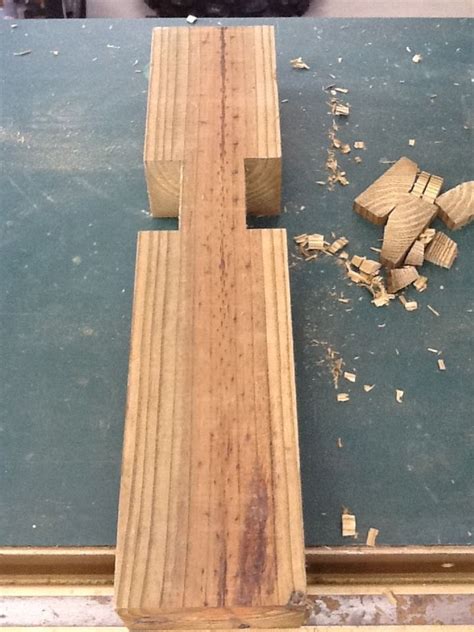 There are 436 raised planter stand for sale on etsy, and they cost $79.90 on average. A DIY Raised Garden Planter Stand… - Eco Snippets