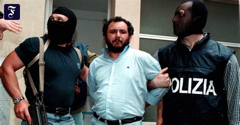 Mafia Boss Der Cosa Nostra Nach 25 Jahren Aus Der Haft Entlassen