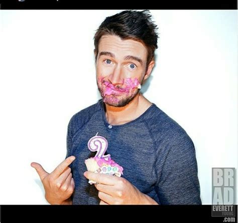 Topical warts removal cream, ointment, gel, solution. Saison 2 | Izombie, Izombie cast, National pink day