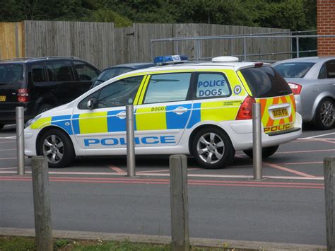 West Midlands Police Peugeot 307 Sw Dog Unit D0001 Flickr