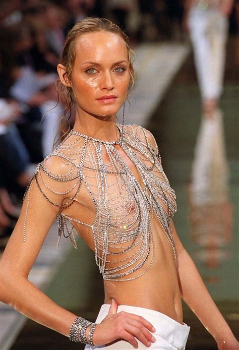 Amber Valletta The Fappening Nude And Sexy 24 Photos The Fappening