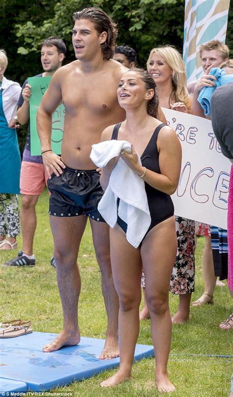 Courtney cox arrested waiting tribunal. TOWIE's Courtney Green and Chloe Meadows take the plunge ...