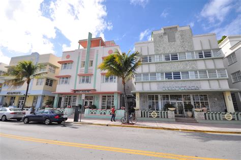 The South Beach Art Deco Walking Tour In Miami