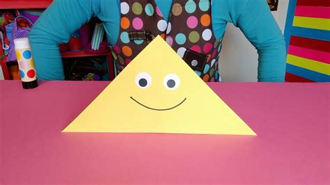 I Am A Triangle Make Your Own Triangle Mister Makers Shapes Dance
