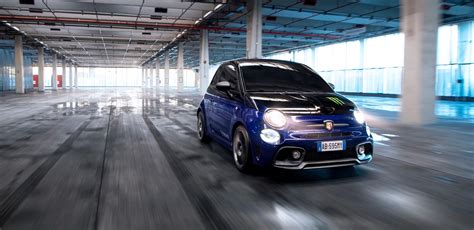 The abarth 595 scorpioneoro is a limited edition of just 2,000 models that pays homage to the exclusive a112 abarth gold ring, better known to fans as the a112 abarth targa oro. Abarth 595 Monster Energy Yamaha Sondermodell | Limited ...