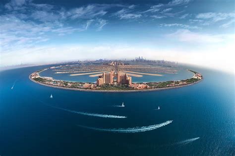 Stunning Photo Of Atlantis The Palm Taken With A Fish Eye Lens For A