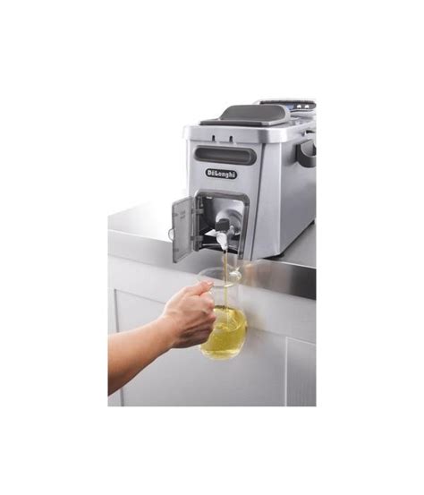 With the de'longhi livenza deep fryer with easyclean system, model d44528dz, it's easy to cook for a larger family or entertain a crowd. DeLonghi Livenza Deep Fryer - Ares Cuisine - Ares Kitchen ...