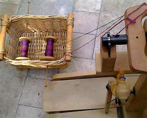 No lazy kate!..... watcha gonna do? | Crafty craft, Spinning yarn, Crafty