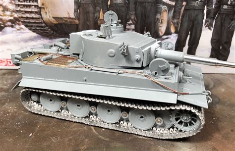 Tiger 1 Early Production Kit Dragon