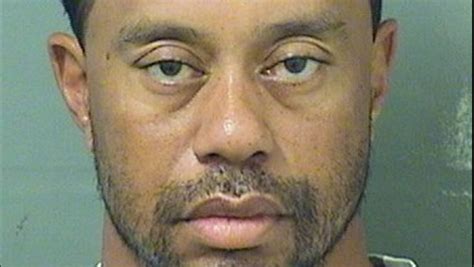 tiger woods says no alcohol involved in arrest for driving under the influence blames