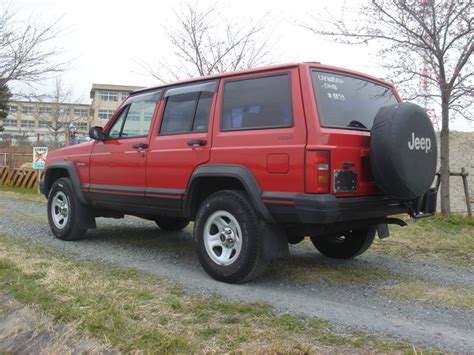 2 things you need to know before buying a jeep cherokee xj 4.0, 1995 jeep cherokee, before you buy a jeep while waiting on parts i figured i could shed some knowledge on a few things you must look for when buying a jeep cherokee xj with the 4.0 motor. Jeep Cherokee SPORTS, 1995, used for sale