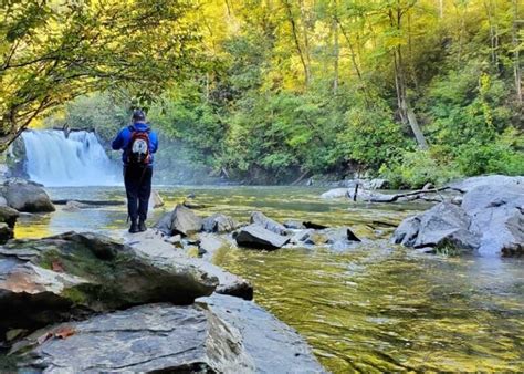 10 Best Waterfall Hikes In Smoky Mountains September ⛰🐻 Beautiful