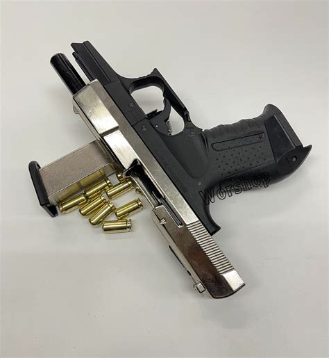 Blank Walther P99 Baredda Z88 9mm Pakสีเงินดำ เหมาะสำหรับถ่ายทำ
