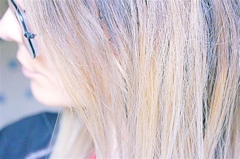 patiner son blond, cheveux jaunes, cheveux blanc, avoir les cheveux