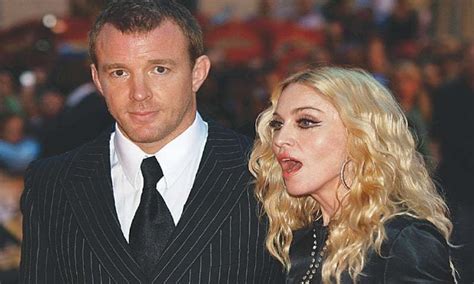 Judge Urges Madonna Ex Husband To Resolve Son Spat Newspaper Dawncom
